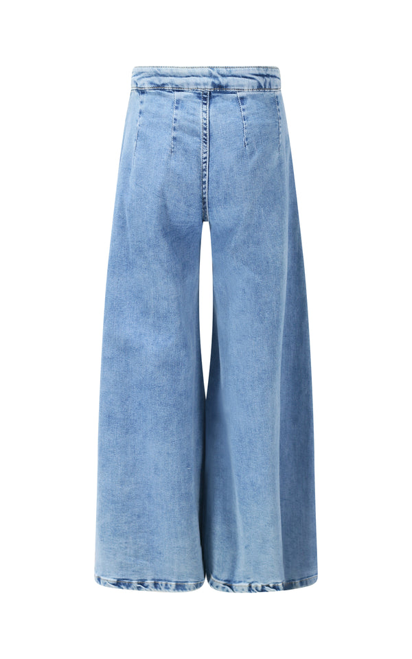 Pantalone in denim svasato in fondo