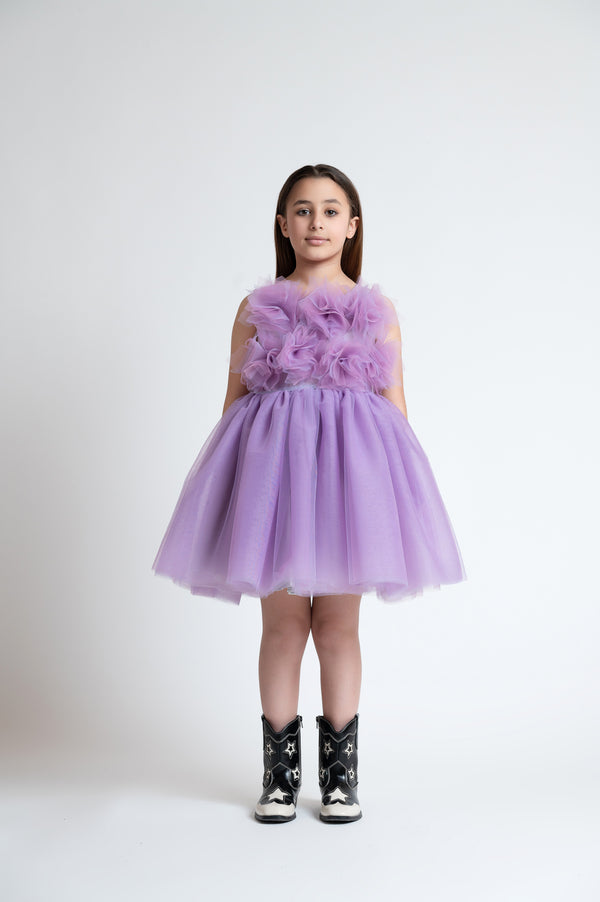 Abito smanicato con fiori in tulle bicolor
