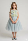 Abito smanicato con fiori in tulle bicolor